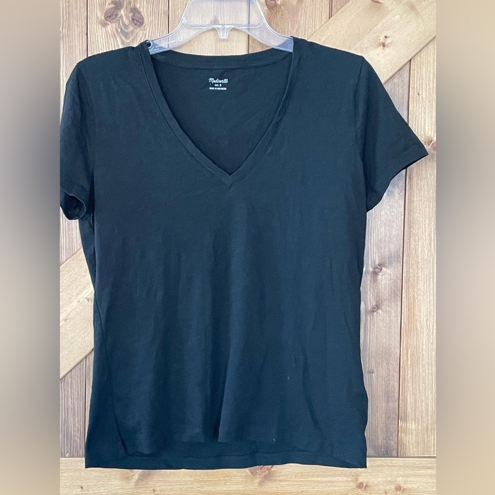 Madewell Black V-Neck Short Sleeve Tee